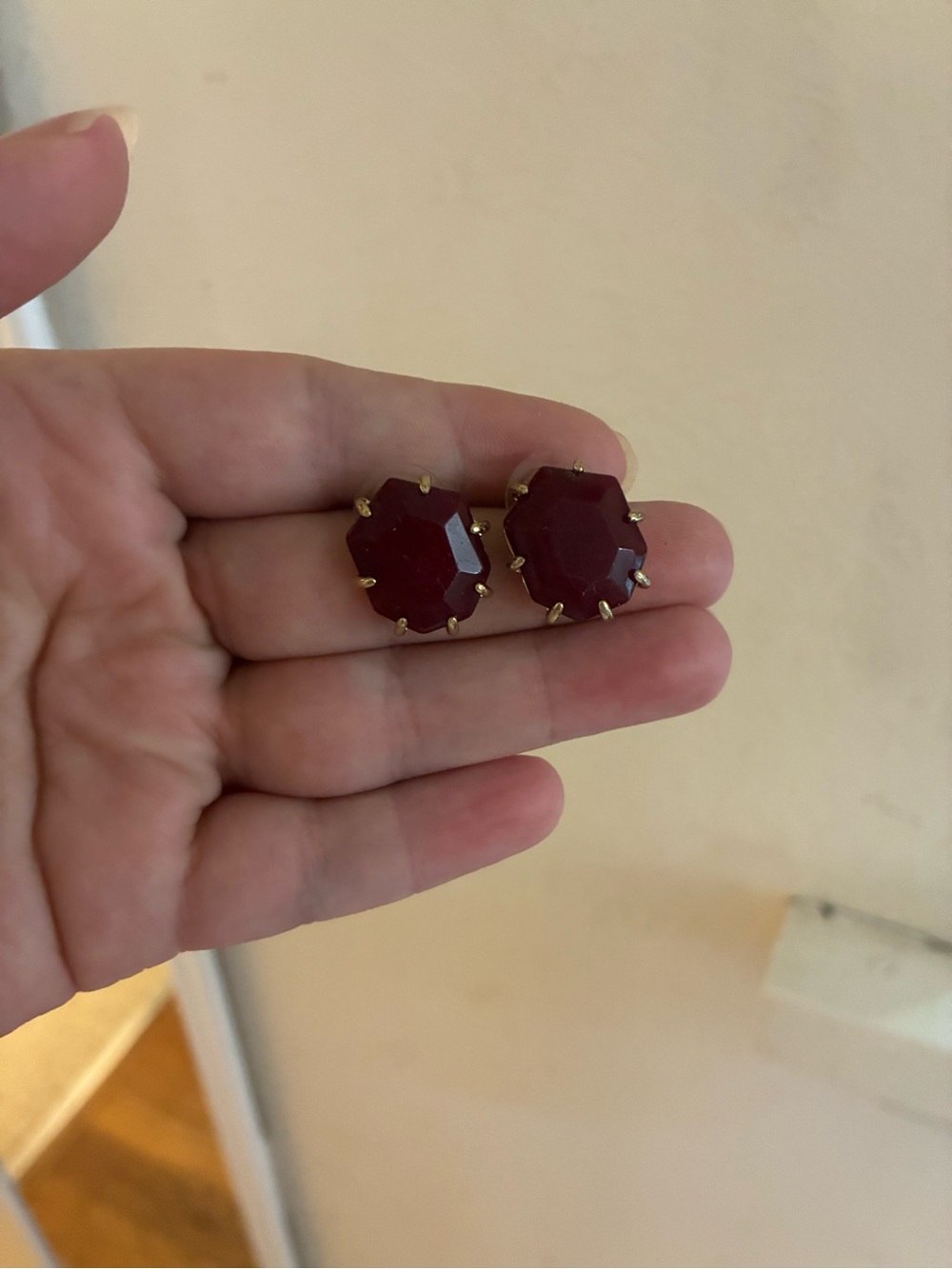 Kendra Scott Maroon Jade Morgan Earrings